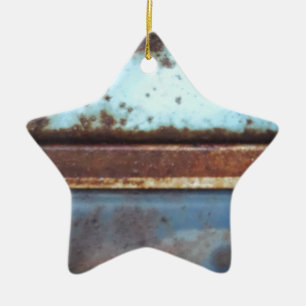 Blue and teal rusty truck close-up keramik ornament