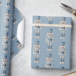 Blue and White Chinoiserie Christmas Nutcracker Geschenkpapier<br><div class="desc">PreppyPrint.com - Feiern Sie Weihnachten im Stil! Fügen Sie Ihre personalisierte Touch hinzu. Übertragen Sie dieses Design auch auf die Produkte Ihrer Wahl! Bitte besuchen Sie meinen Designer-Shop,  PreppyPrint.com,  um die Dinge zu koordinieren.</div>