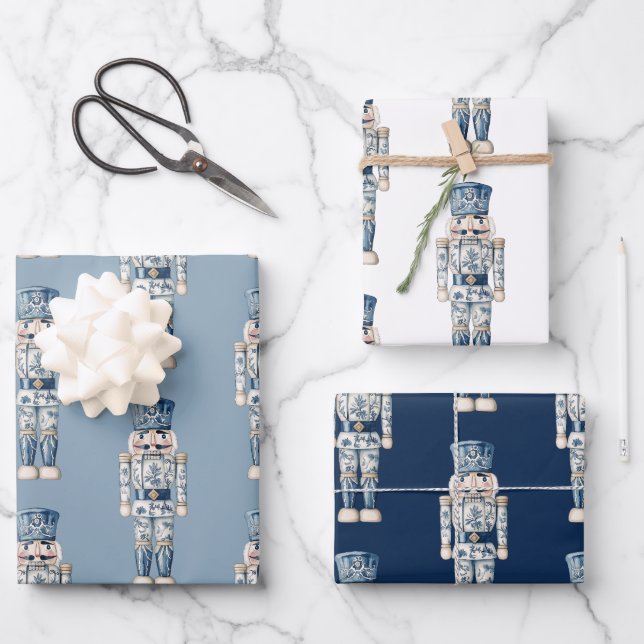Blue and White Chinoiserie Christmas Nutcracker Geschenkpapier Set (Vorderseite)