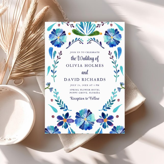Blue and White Mexican Floral Fiesta Wedding Einladung (Blue and White Mexican Floral Fiesta Wedding Invitation on a boho table.)