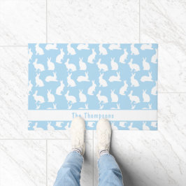 Blue And White Pattern Of Bunnies With A Name Fußmatte