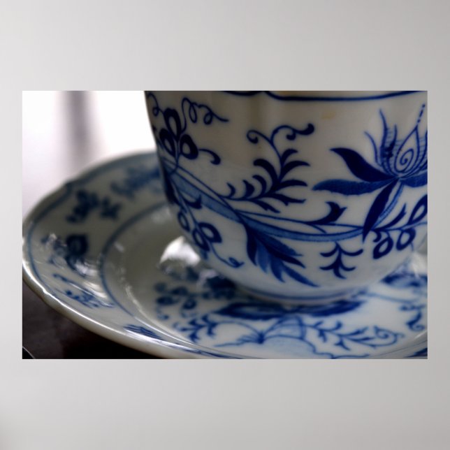 Blue and White Tea Cup Poster (Vorne)