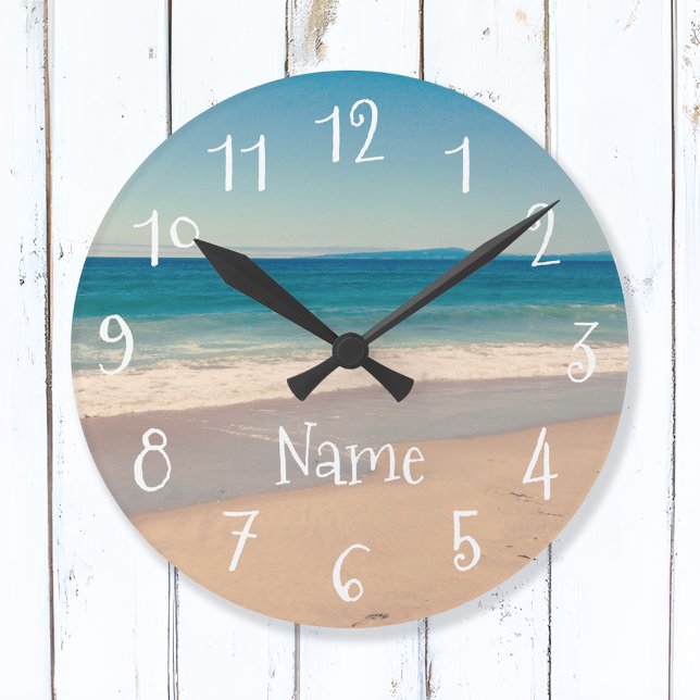 Blue Aquamarin Sandy Beach Landschaftliches Foto Runde Wanduhr (Custom Photo Wall Clock)