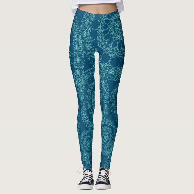 Blue Aquamarin Yoga Mandala Boho Chic Lace Leggings (Vorderseite)