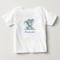 Blue Baby Elephant auf Grünflächen