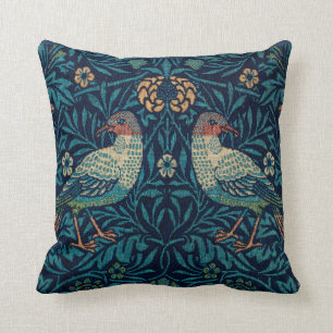 Blue Birds Pattern von William Morris Kissen