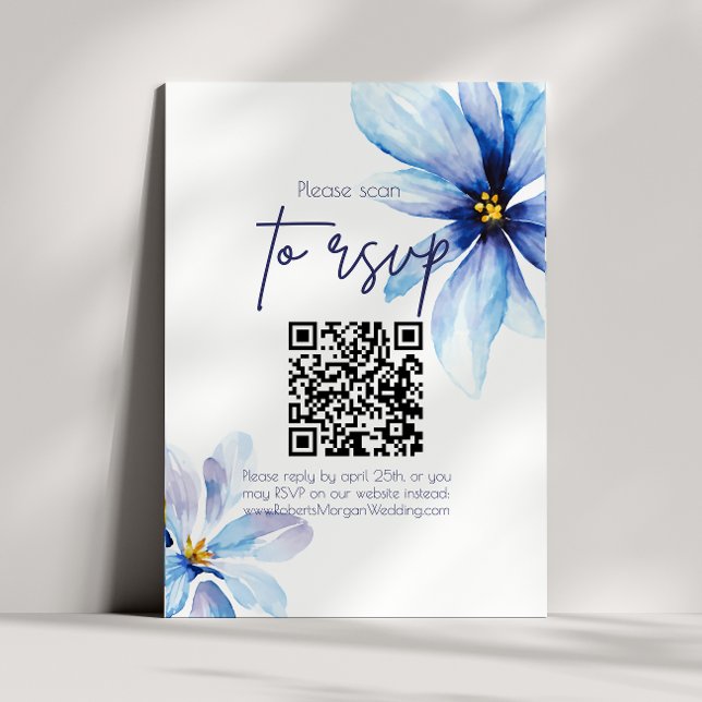 Blue Blume Minimalistisch QR CODE Hochzeit RSVP Karte (Von Creator hochgeladen)
