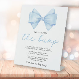 Blue Bow Baby Dusche eine Nachricht aus dem Bump Sockelschild