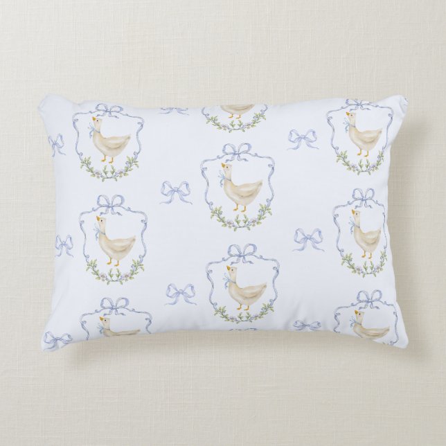 Blue Bow kleine Gänse Whimsical Wappen Baby Boy Dekokissen (Vorderseite)