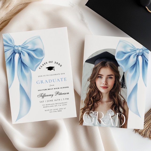 Blue Bow Photo Graduation Invitation Einladung (Von Creator hochgeladen)
