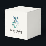 Blue Bow und Mistletoe Geschenkschachtel<br><div class="desc">Sweet Mistletoe und schöne blaue Band. Ein moderner Stil und perfekt für kleine Geschenke und danke. Ein schöner,  einfacher Stil,  um Ihr Geschenk in diesem Jahr zu schmücken.</div>