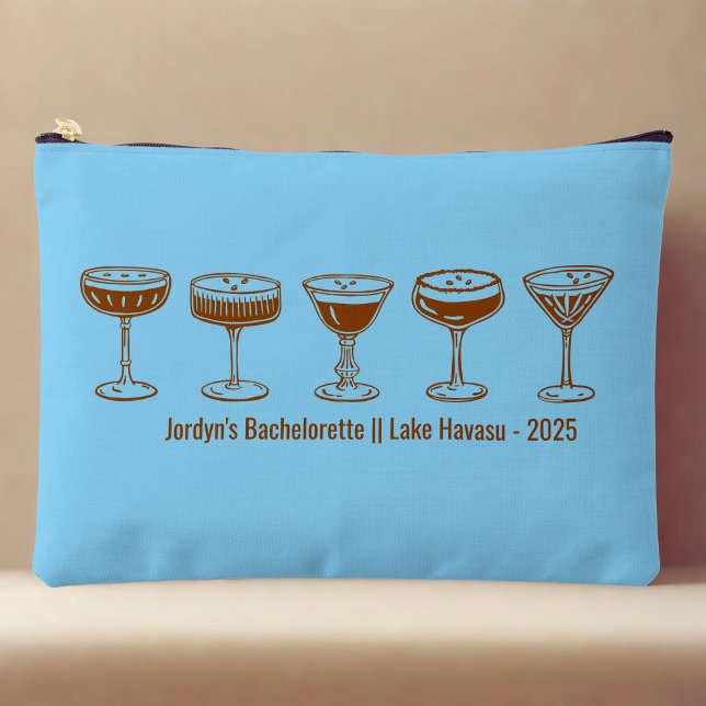 Blue Bridesmaid Espresso Martini Bachelorette  Zubehörtasche (Von Creator hochgeladen)
