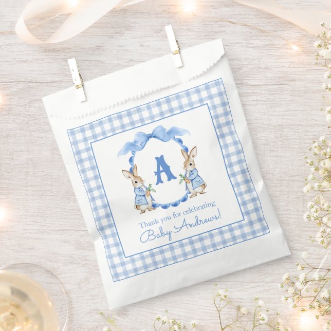 Blue Bunny Rabbit Gingham Monogram Wappen Geschenktütchen (Ausgeschnitten)