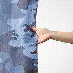 Blue Camouflage, Militär, Armee Schal<br><div class="desc">Elegantes,  stilvolles und raffiniertes Tarnmuster in marineblau-blauer Farbe. Moderne und trendige Geschenke,  perfekt für den militärischen Liebhaber in Ihrem Leben.</div>