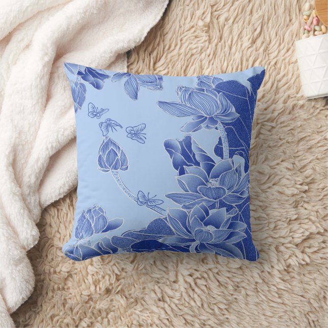Blue Chinoiserie Lotus Mandala Bloom Caption Kissen (Decke)