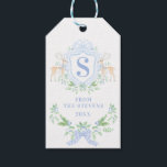 Blue Christmas Deh Wappen Monogram mit Name Geschenkanhänger<br><div class="desc">Dieses Weihnachtsgeschenk-Tag hat ein prächtiges,  großtausendjähriges Design mit einem Weihnachtsgeschenk-Wappen mit einem Monogramm-Brief in der Mitte. Sie können mit Ihrem ersten,  Namen und Jahr personalisieren.</div>