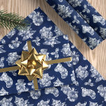 Blue Christmas Frost Snowman Rustic Geschenkpapier<br><div class="desc">In diesem niedlichen, schicken Bauernhaus rustikalen Weihnachtspapier mit einem Muster aus frostigen weißen Weihnachtselementen mit dunkelblauem rustikalem Holzhintergrund wackeln Sie Ihre Geschenke.</div>
