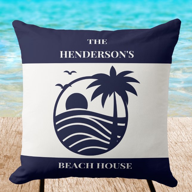 Blue Coastal Palm Tree Family Name Beach House Kissen (Von Creator hochgeladen)