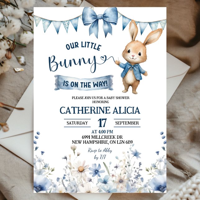 Blue Coquette Little Bunny Baby Shower Einladung (Von Creator hochgeladen)