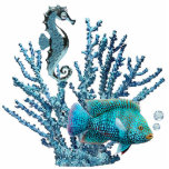 Blue Coral Reef Ornament Fotoskulptur Ornament<br><div class="desc">Akryllische Skulpturenschmuck aus blauen Korallen,  die ein glänzendes blaues Seepferd und einen blauen Fisch mit hellblauen Topaz Luftblasen bedecken. Siehe dazu passendes Acryl Fotoskulptur Button,  Schlüsselanhänger,  Magnet und Skulptur. Siehe die gesamte Kollektion Unter Meerschmuck in den SPEZIELLEN TOUCHS | Abschnitt Gastgeschenke.</div>
