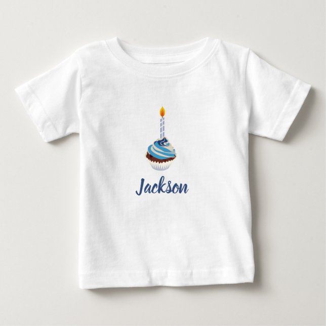 Blue Cupcake mit Birthday Candle und Name Baby T-shirt (Vorderseite)