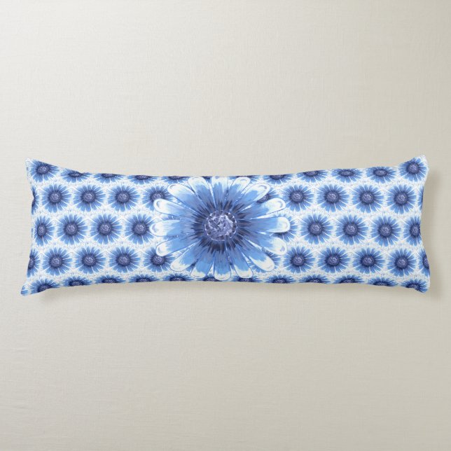 Blue Daisy Body Pillow Seitenschläferkissen (Vorderseite)