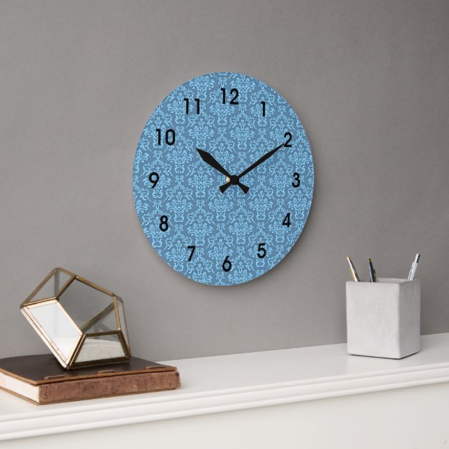 Blue Damask Pattern Große Wanduhr (Büro)