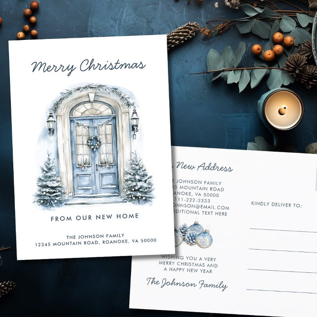 Blue Door Frohe Weihnachten von New Zuhause Ankündigungspostkarte (Blue Front Door Merry Christmas from Our New Home Holiday Moving Announcement Postcard)