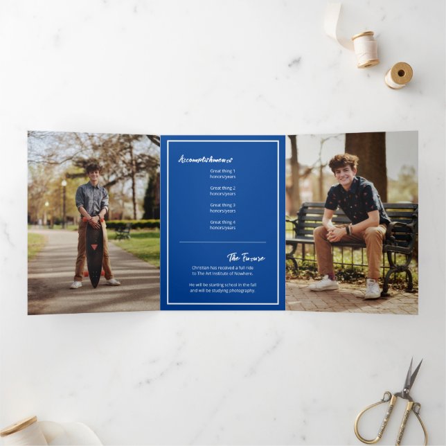 Blue Edgy Abstrakt Torn Foto Abschluss Dreifach Gefaltete Einladung (Innenseite)
