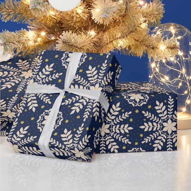Blue Elegante Snowflake Weihnachtswrapping Paper Geschenkpapier (Feiertage)
