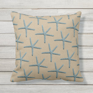Blue Finger Starfish Muster auf Sand gefärbt Kissen
