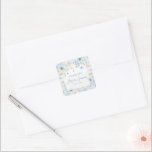Blue Floral Bridal Bridal Shower Quadratischer Aufkleber<br><div class="desc">These blue floral square stickers with a delicate bow are perfect for sealing envelopes or adding a finishing touch to bridal shower favors. Use them on treat bags,  gift boxes,  or invitation envelopes to keep your shower details beautifully coordinated.</div>
