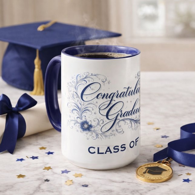 Blue Floral Graduation Script with Custom Year Tasse (Von Creator hochgeladen)