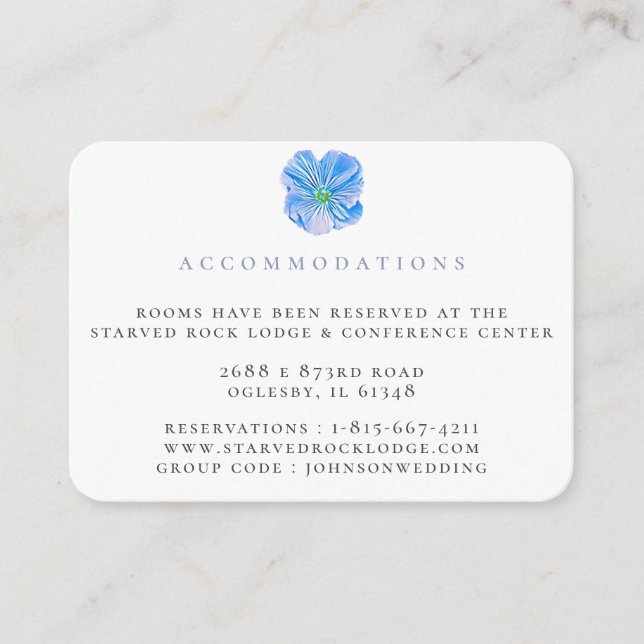 Blue Floral Hochzeitsunterkunft Eintrittskarte Begleitkarte (Vorderseite)