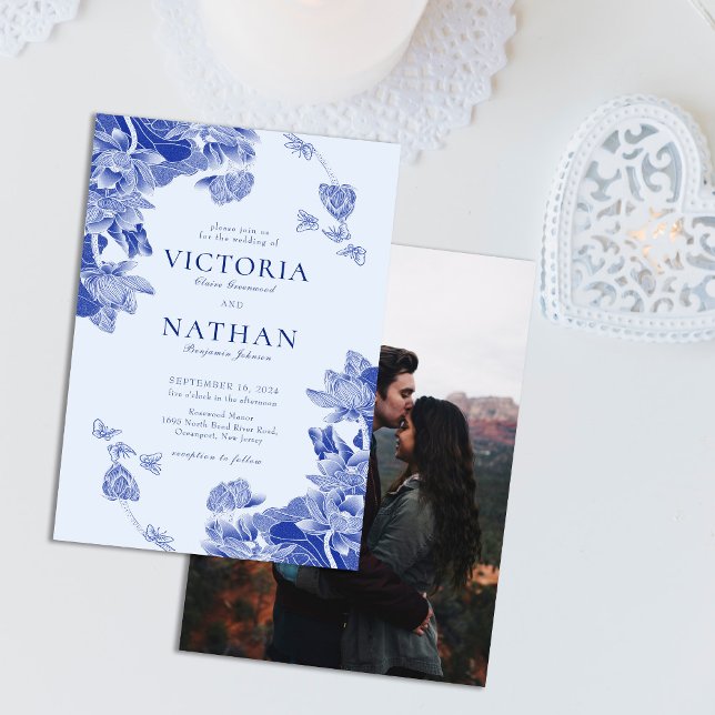 Blue Floral Lotus Chinoiserie mit Foto Wedding Einladung (Von Creator hochgeladen)