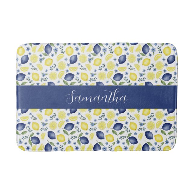 Blue French Country Lemon Pattern Monogram Name Badematte (Vorderseite)