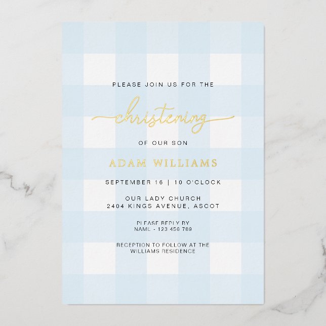 Blue Gingham Christening Gold Foil Einladung (Vorderseite)