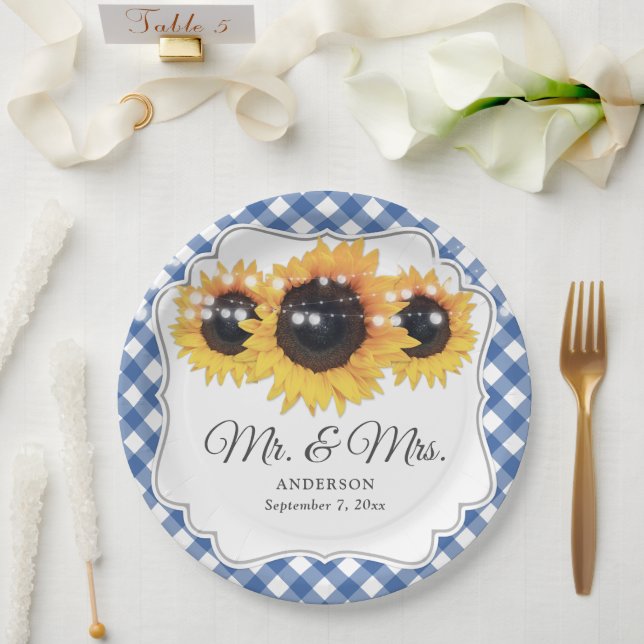 Blue Gingham Sunflower Mr. and Mrs. Wedding Pappteller (Hochzeit)
