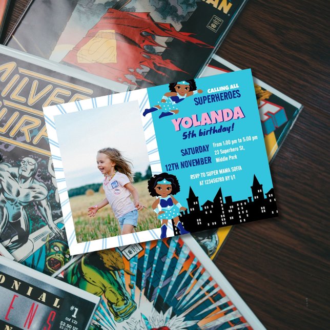 Blue Girls Superhero Kindergeburtstag Einladung (Von Creator hochgeladen)