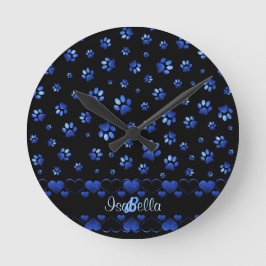 Blue glitter dog paw pattern, Monogram Runde Wanduhr