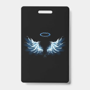 Blue Glows Angel Wings auf schwarzem Hintergrund Ausweis