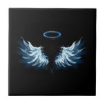 Blue Glows Angel Wings auf schwarzem Hintergrund Fliese<br><div class="desc">Helle, künstlerische, blaue Engelsflügel auf schwarzem Hintergrund. Engel Flügel.</div>