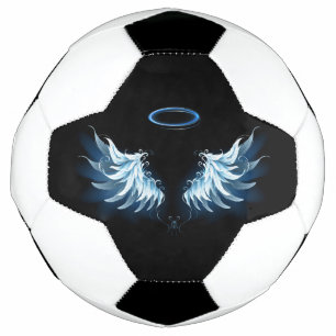 Blue Glows Angel Wings auf schwarzem Hintergrund Fußball