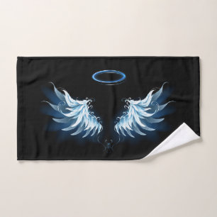 Blue Glows Angel Wings auf schwarzem Hintergrund Handtuch