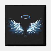 Blue Glows Angel Wings auf schwarzem Hintergrund