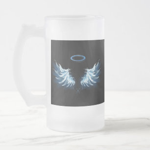 Blue Glows Angel Wings auf schwarzem Hintergrund Mattglas Bierglas