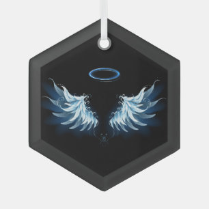 Blue Glows Angel Wings auf schwarzem Hintergrund Ornament Aus Glas