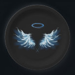Blue Glows Angel Wings auf schwarzem Hintergrund Pappteller<br><div class="desc">Helle,  künstlerische,  blaue Engelsflügel auf schwarzem Hintergrund. Engel Flügel.</div>