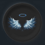Blue Glows Angel Wings auf schwarzem Hintergrund Pappteller<br><div class="desc">Helle,  künstlerische,  blaue Engelsflügel auf schwarzem Hintergrund. Engel Flügel.</div>