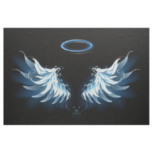 Blue Glows Angel Wings auf schwarzem Hintergrund Stoff